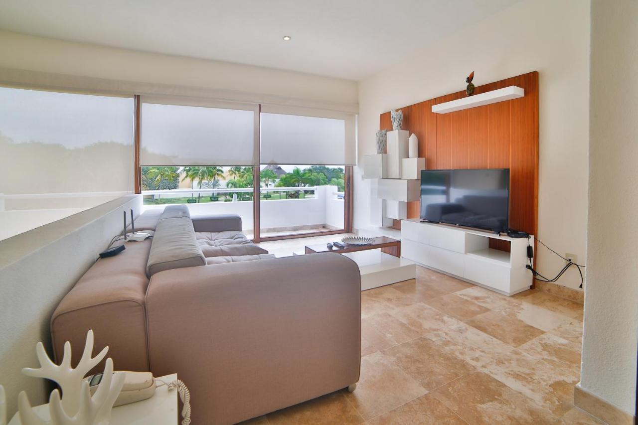 B Nayar Family Luxury Suites & Villas Residences La Cruz de Huanacaxtle Exterior photo
