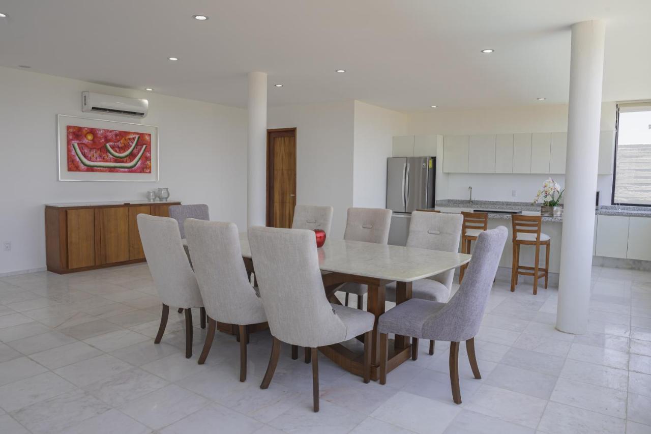 B Nayar Family Luxury Suites & Villas Residences La Cruz de Huanacaxtle Exterior photo
