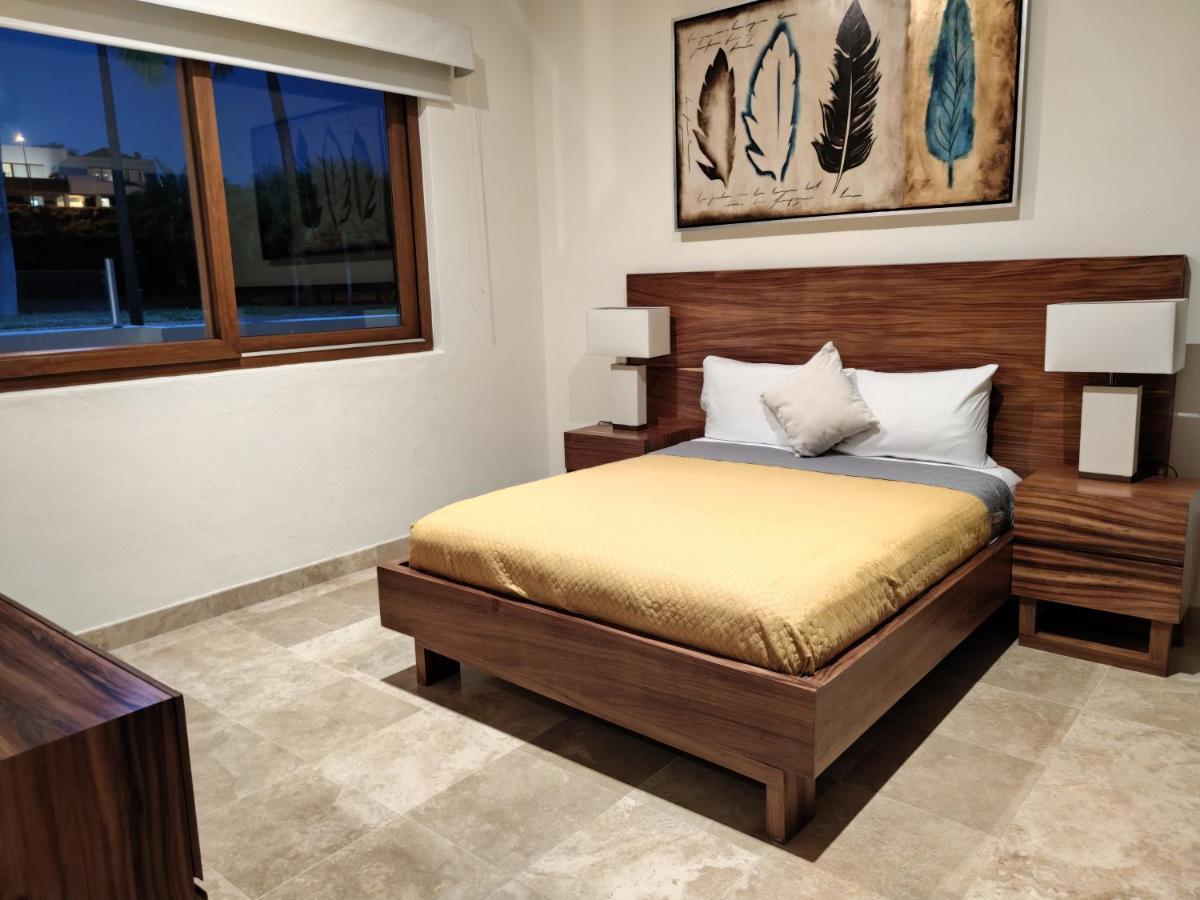 B Nayar Family Luxury Suites & Villas Residences La Cruz de Huanacaxtle Exterior photo