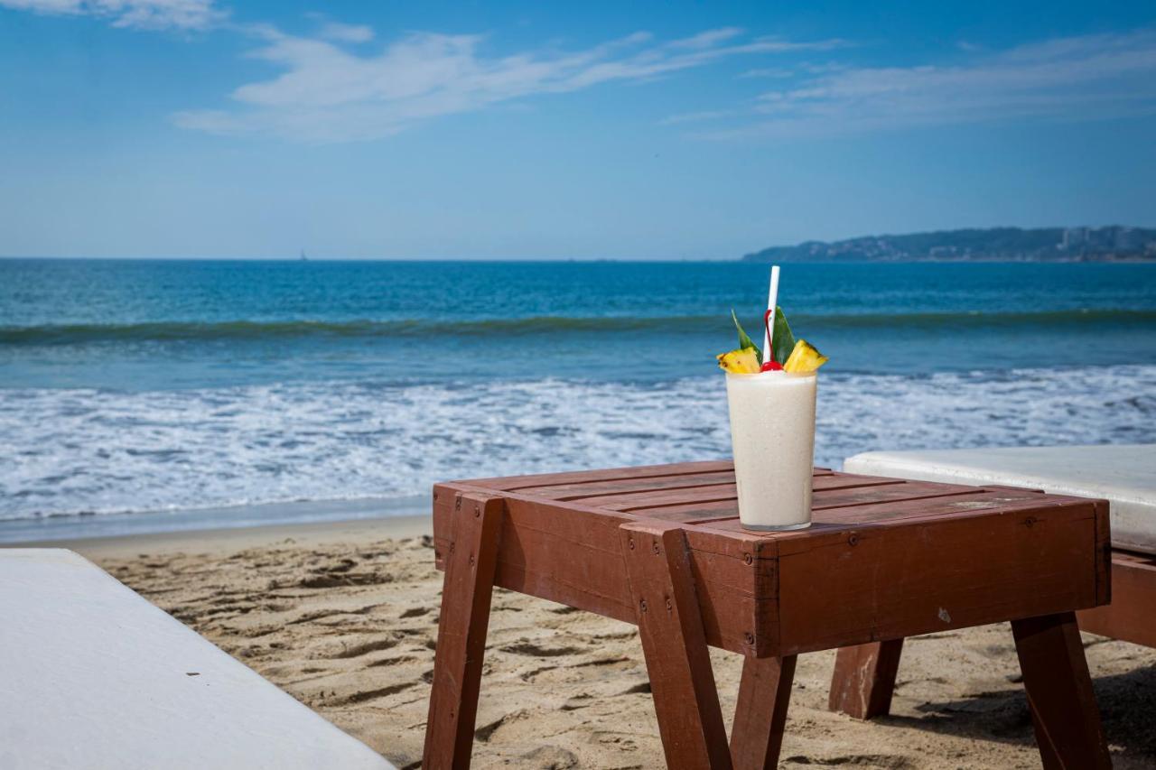 B Nayar Family Luxury Suites & Villas Residences La Cruz de Huanacaxtle Exterior photo