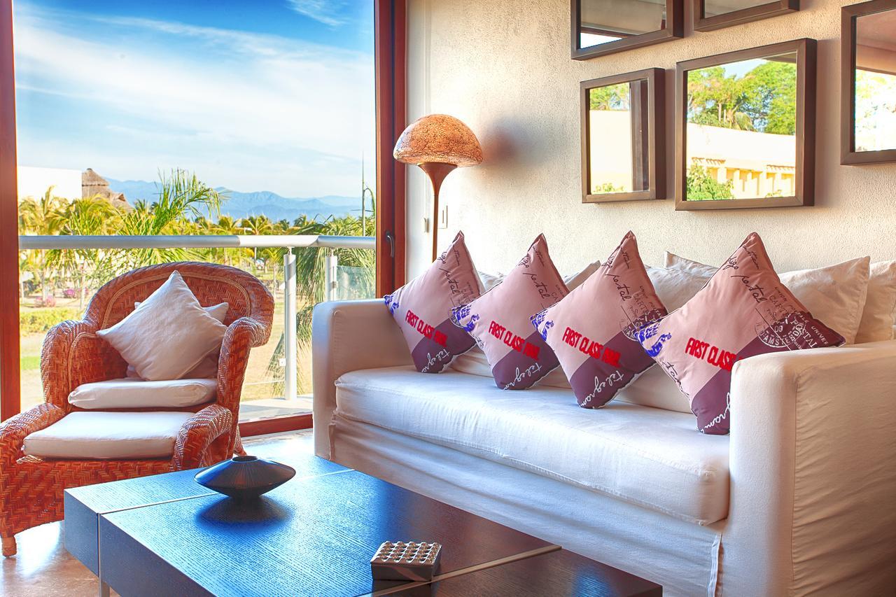 B Nayar Family Luxury Suites & Villas Residences La Cruz de Huanacaxtle Exterior photo
