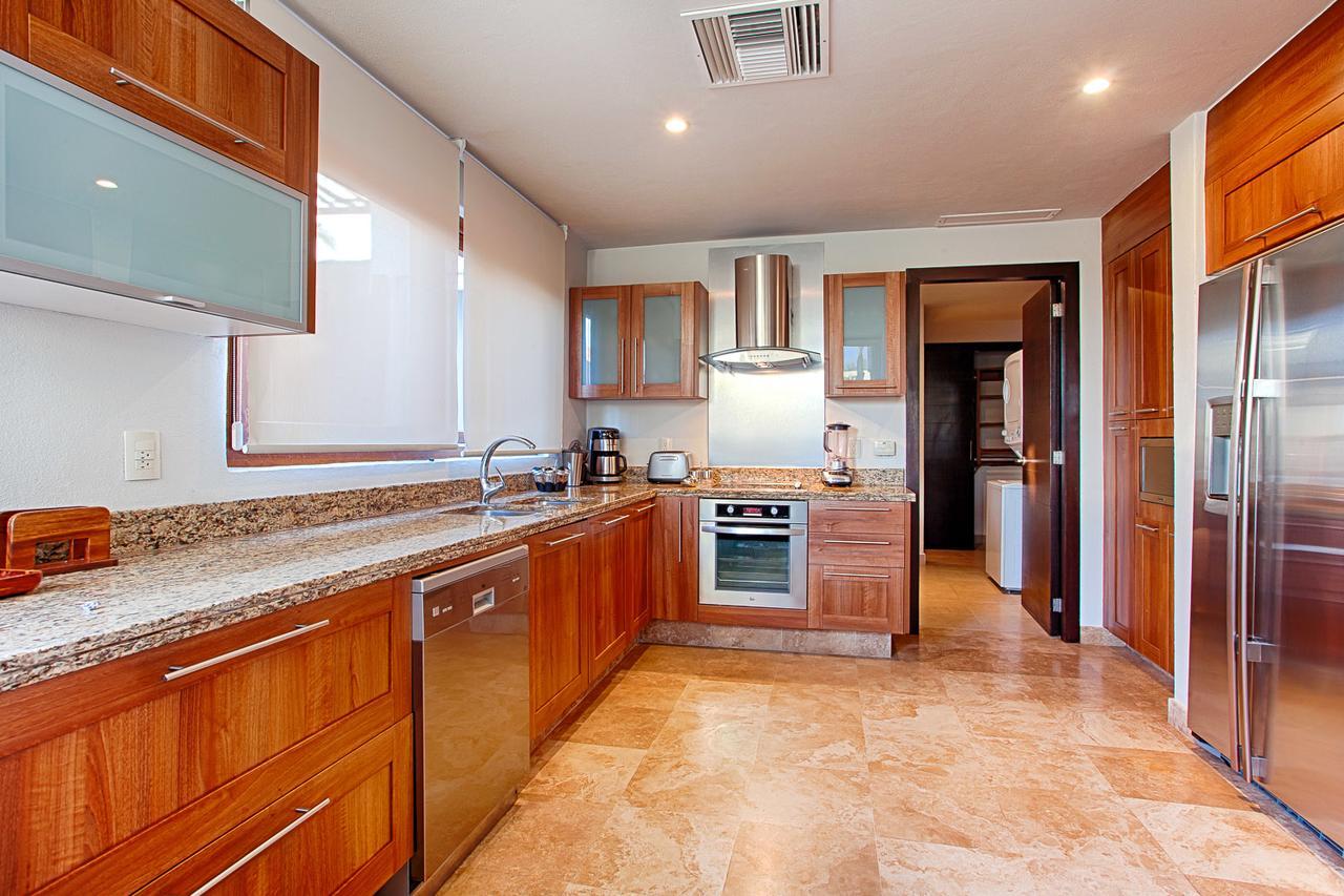 B Nayar Family Luxury Suites & Villas Residences La Cruz de Huanacaxtle Exterior photo