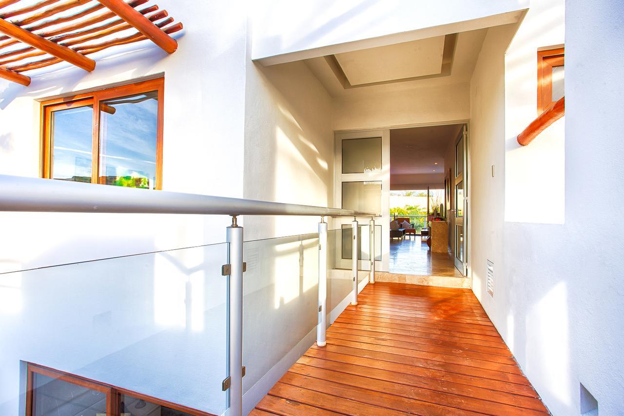 B Nayar Family Luxury Suites & Villas Residences La Cruz de Huanacaxtle Exterior photo